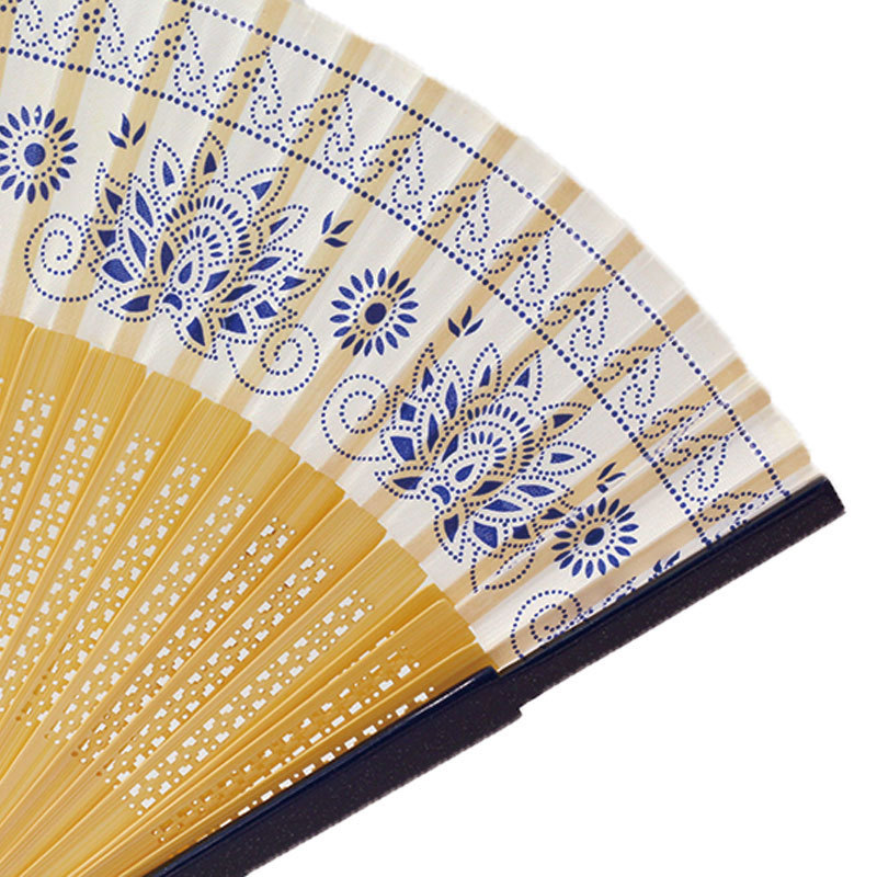 小扇子折扇批发 中国风青花瓷真丝女扇 日式和风扇子 礼品扇批发