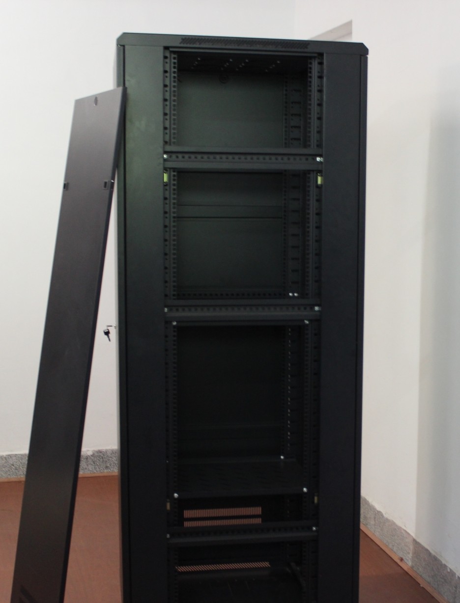 19寸标准网络机柜 1米6高玻璃门立式机柜 32u服务器机柜