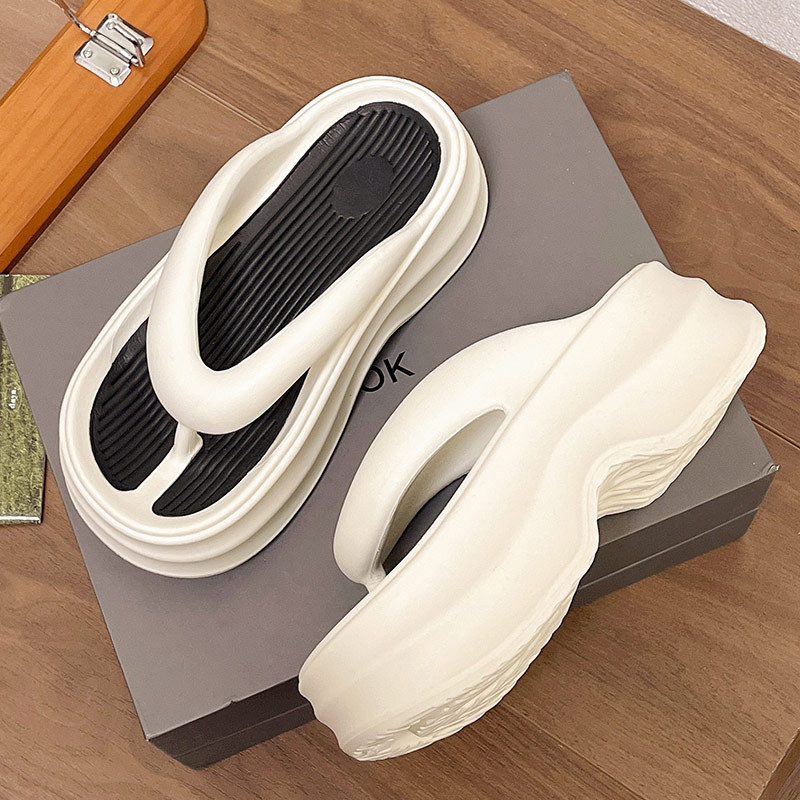 厚底人字拖女夏季新款eva双色网红夹脚鞋逛街海边沙滩夹趾凉拖鞋