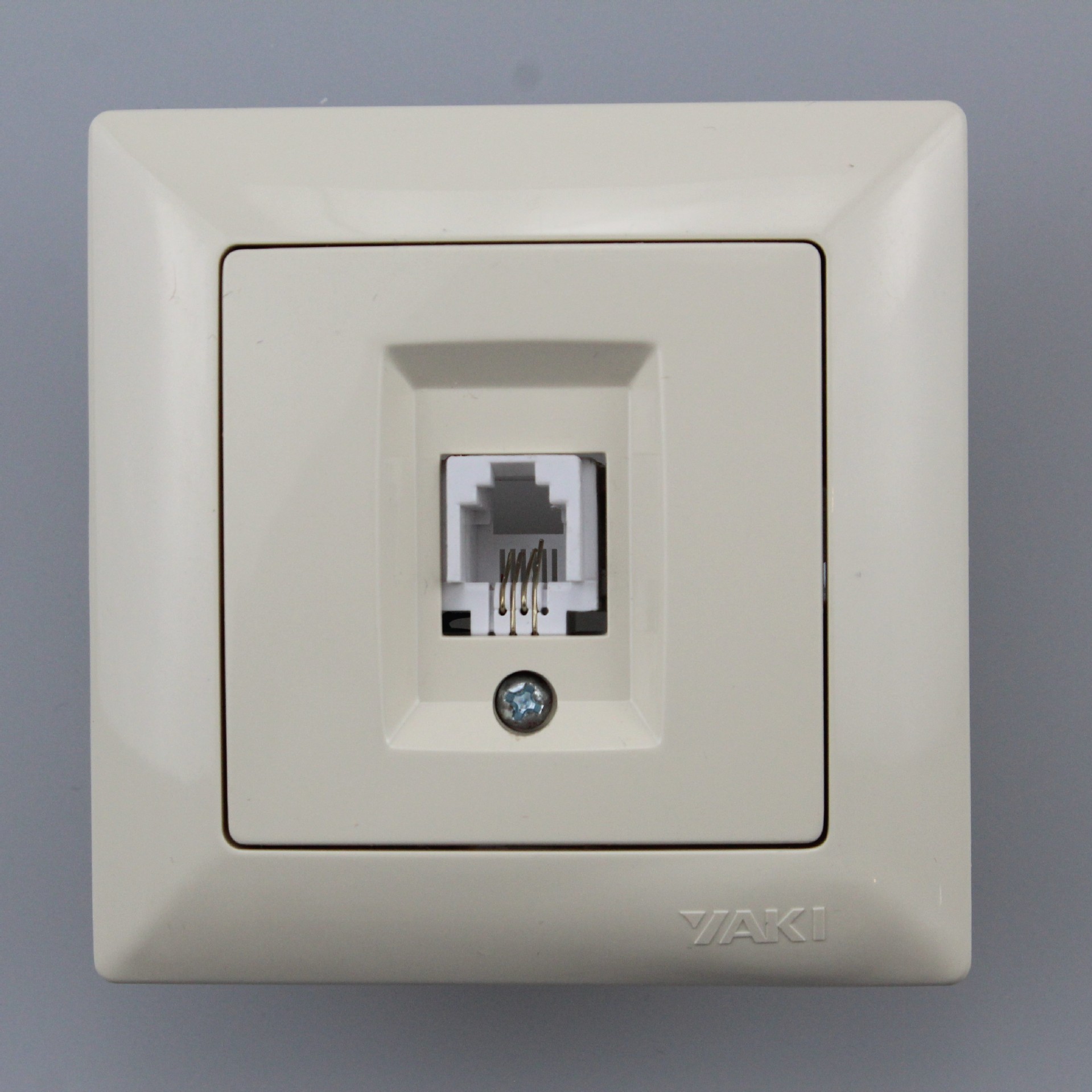 金民电器yaki法式欧式象牙白色网线插座家用欧规法规墙壁插座