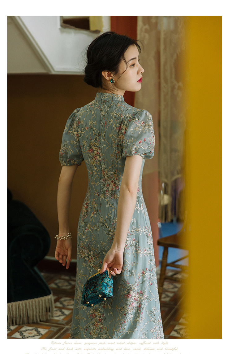 夏法式宫廷复古流苏刺绣方领旗袍改良版连衣裙年轻款少女日常可穿
