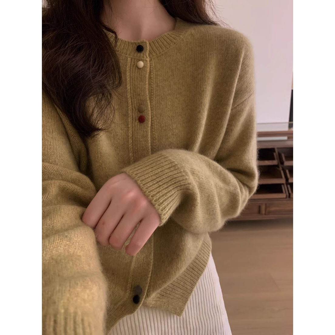 Korean Style Early Spring New Knitted Cardigan Women's Clothes Colorful Velvet Small round Buckle Soft Glutinous Retro Gentle Style Sweater Coat