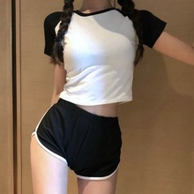 运动风夏季新款短袖短裤套装女学生韩版短款露脐女健身休闲两件套