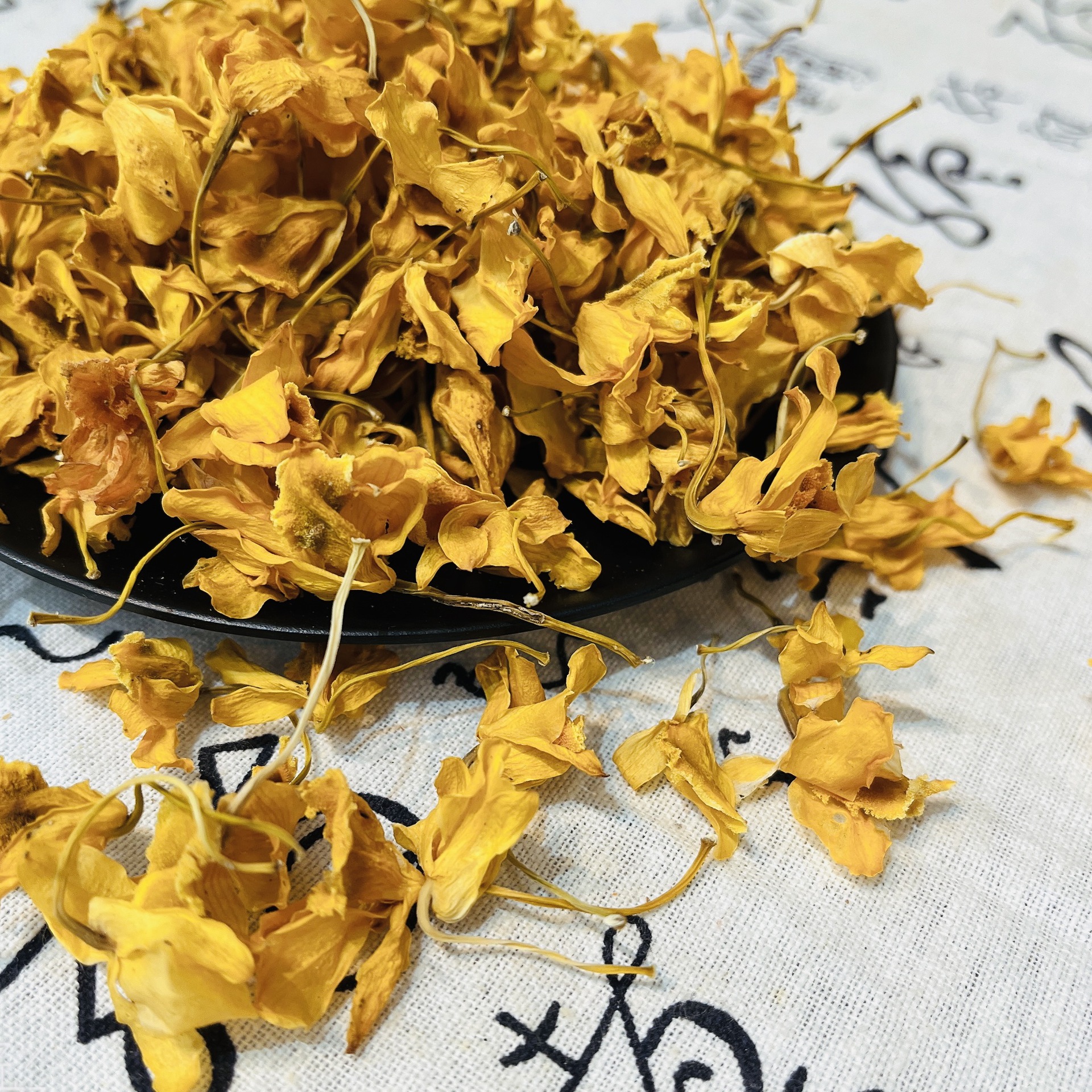 石斛花鼓槌花干品批发云南产地货源直供泡茶煲汤甜品食材一件代发