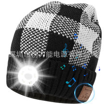 2022亚马逊新款无线蓝牙耳机格子帽夜跑骑行照明Led灯蓝牙帽批发