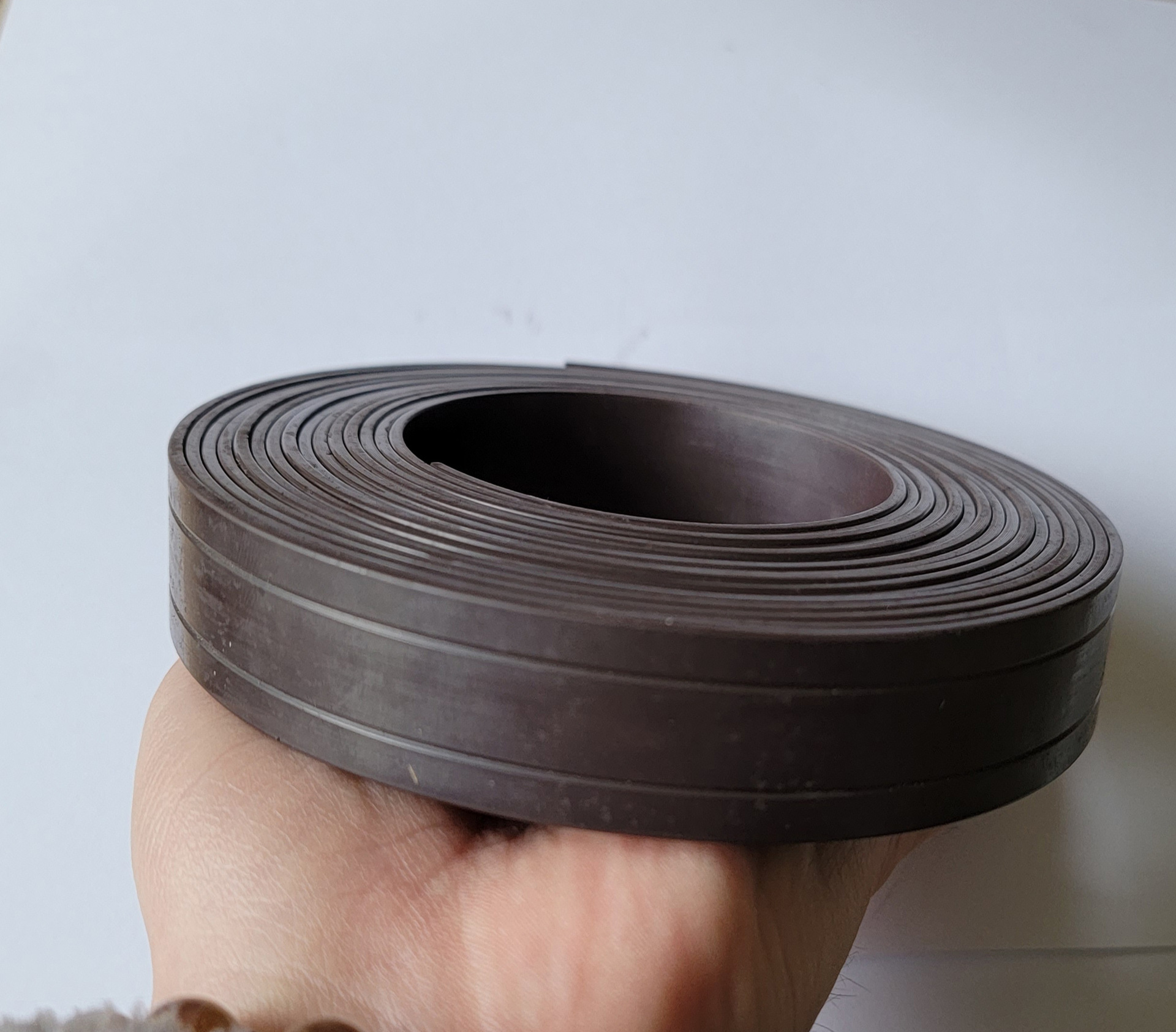 厂家供应 箱包磁条 对吸软磁条 背胶货架磁条 40*1.5mm