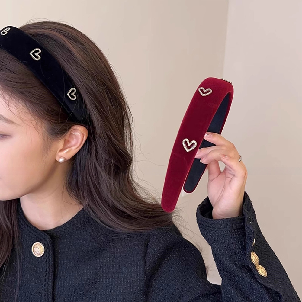 Vintage Velvet Love Hair Fixer Wide Brim Hair Band Female 2023 New Outdoor All-Matching High Skull Top Grottoes Hair Tie Headband