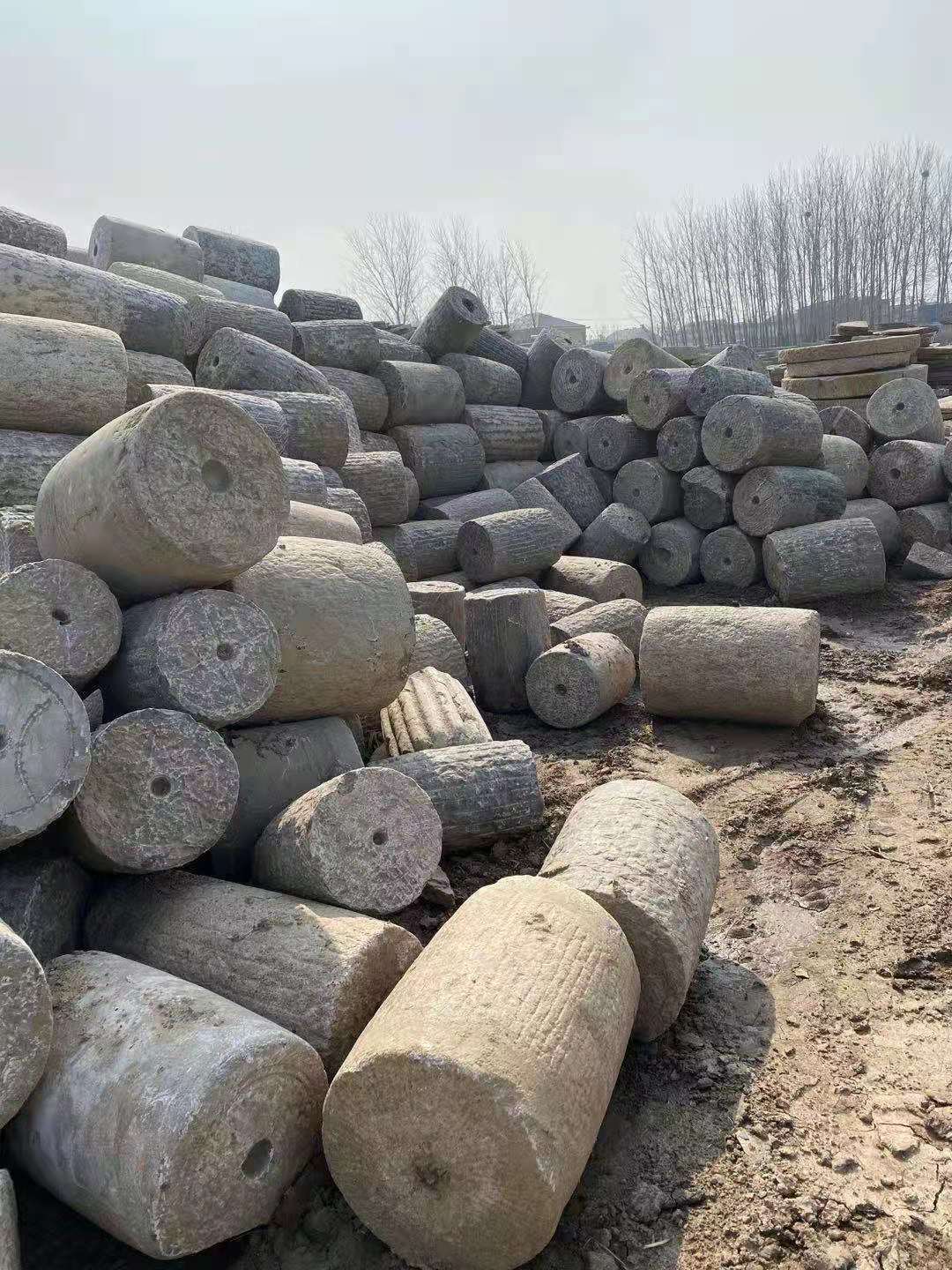 常年大量老石滚出售老石滚价格定制刻字老石滚批发报价欢迎选购