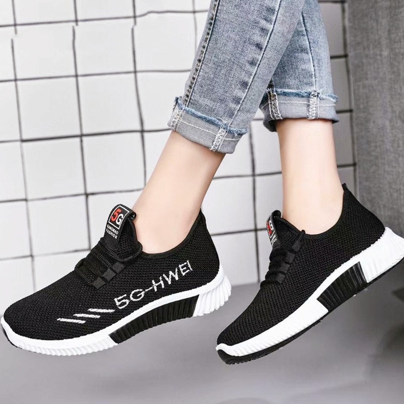 2021 Spring and Autumn Middle School Students Lightweight Breathable Flyknit Casual Shoes Women's Shoes Running Shoes Women's Travel Shoes Sports Women