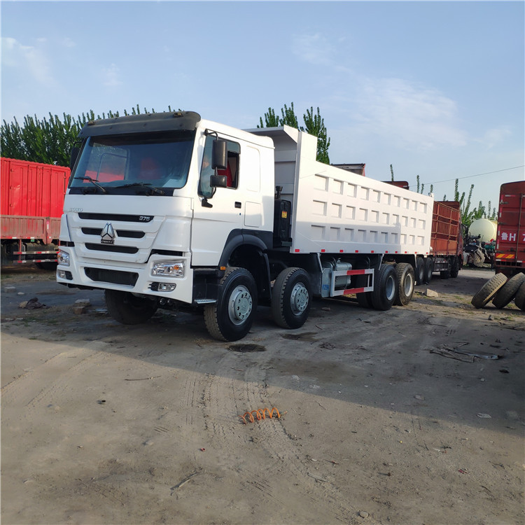 浙江出口非洲二手翻新豪沃土方前四后八自卸车 12轮渣土车375马力