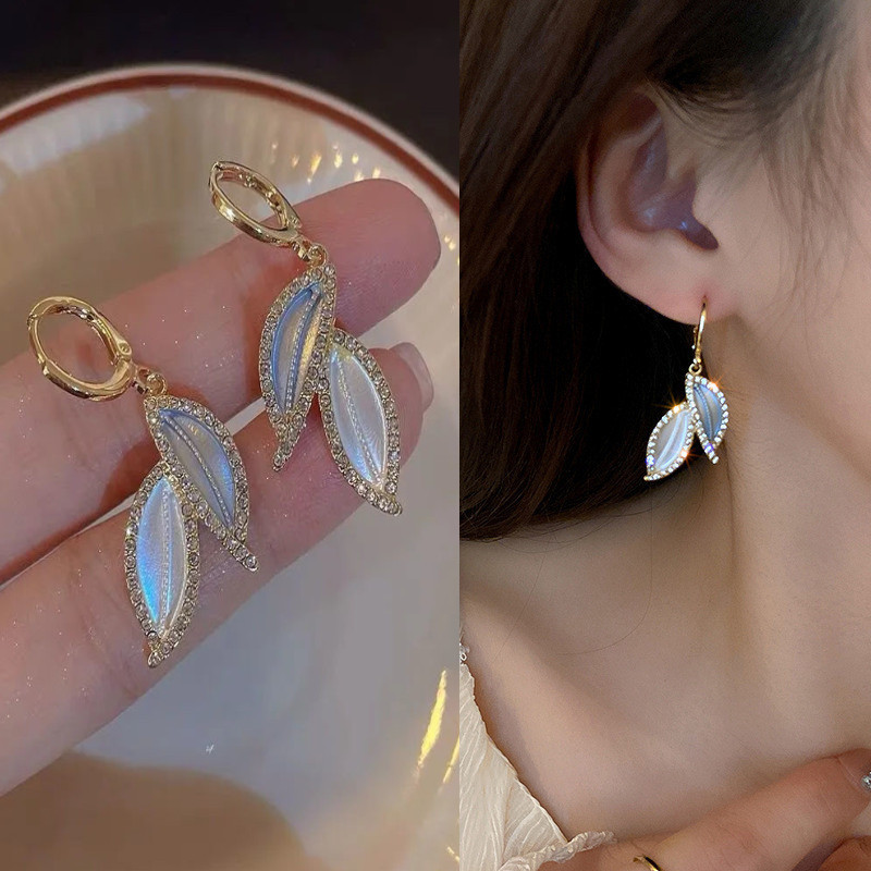 925 Silver Needle Korean Style New Fashion Diamond Earrings for Women Geometric Circle Ear Studs European and American Simple Earrings Women