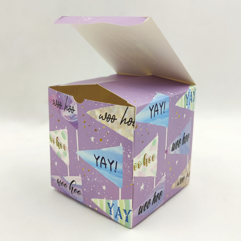 精美创意白卡牛皮纸盒彩印空盒 可折叠纸质小饰品伴手礼品包装盒