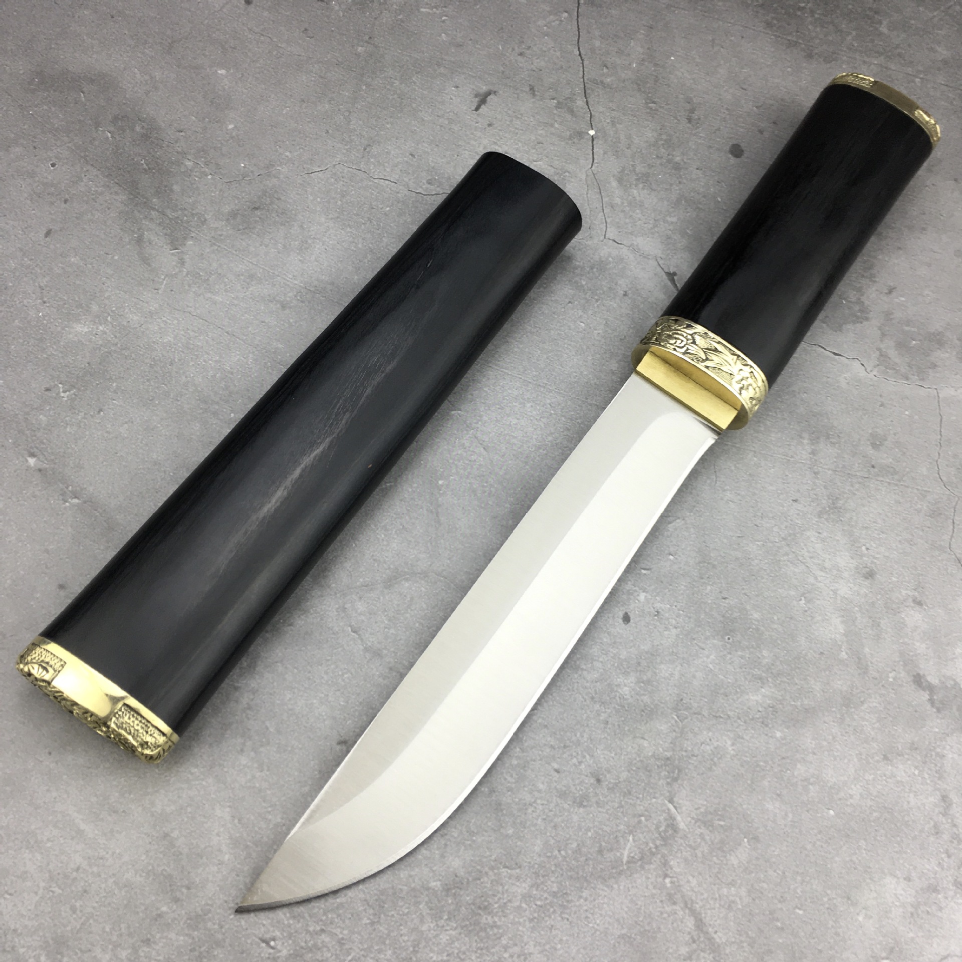 日本武士短刀锋利一体龙骨高硬度户外刀具直刀防身随身野外求生刀