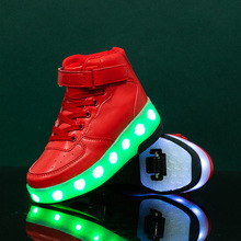 2023年新款充电发光鞋单双轮轮滑鞋暴走鞋儿童休闲鞋时尚轮子鞋