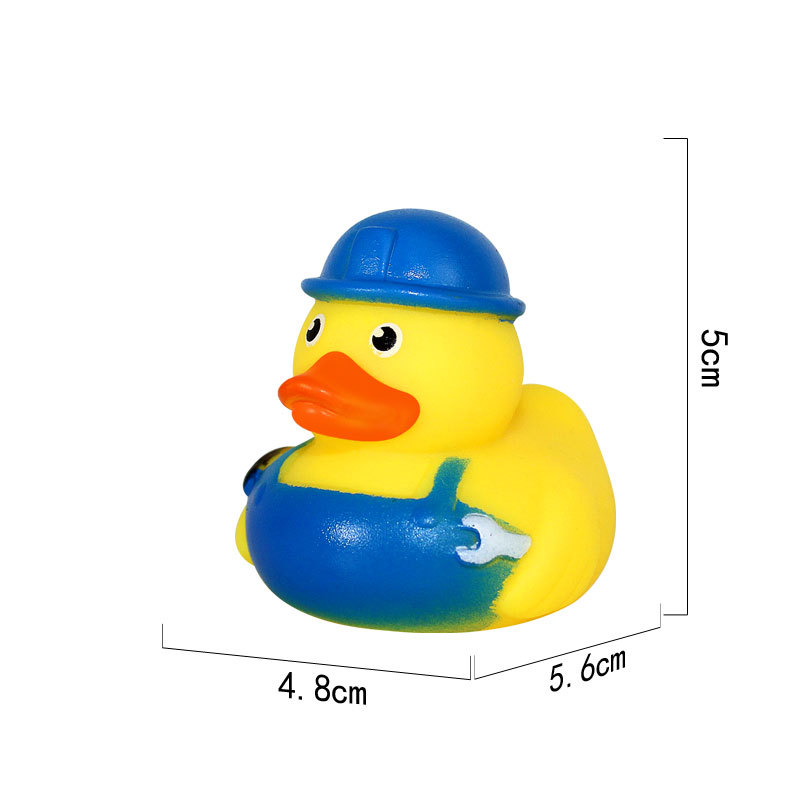 Creative Floating Halloween Modeling Small Yellow Duck Toy Squeeze and Sound Sound Baby Bath Toys Water Playing Small Yellow Duck