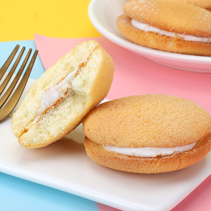 金语马卡龙雪芙蛋糕100g糕点点心早餐零食蔓越莓味休闲零食批发