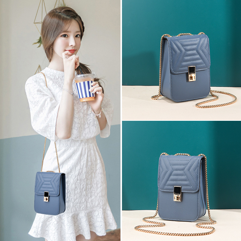 Women's Bag Online Red Best-Selling New Type Korean Style Mobile Phone Bag Small Square Bag Shoulder Bag Crossbody Women's Bag Daily Chain Bag