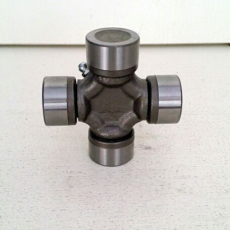 万向节 十字轴 29*76 五十铃外卡