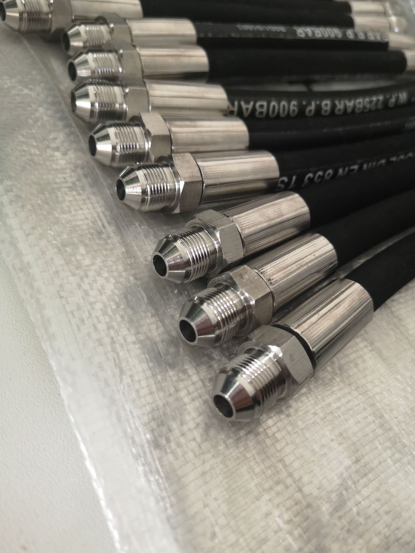 厂家批发煤矿专用高压钢丝胶管液压油管石油工程机械胶管总成