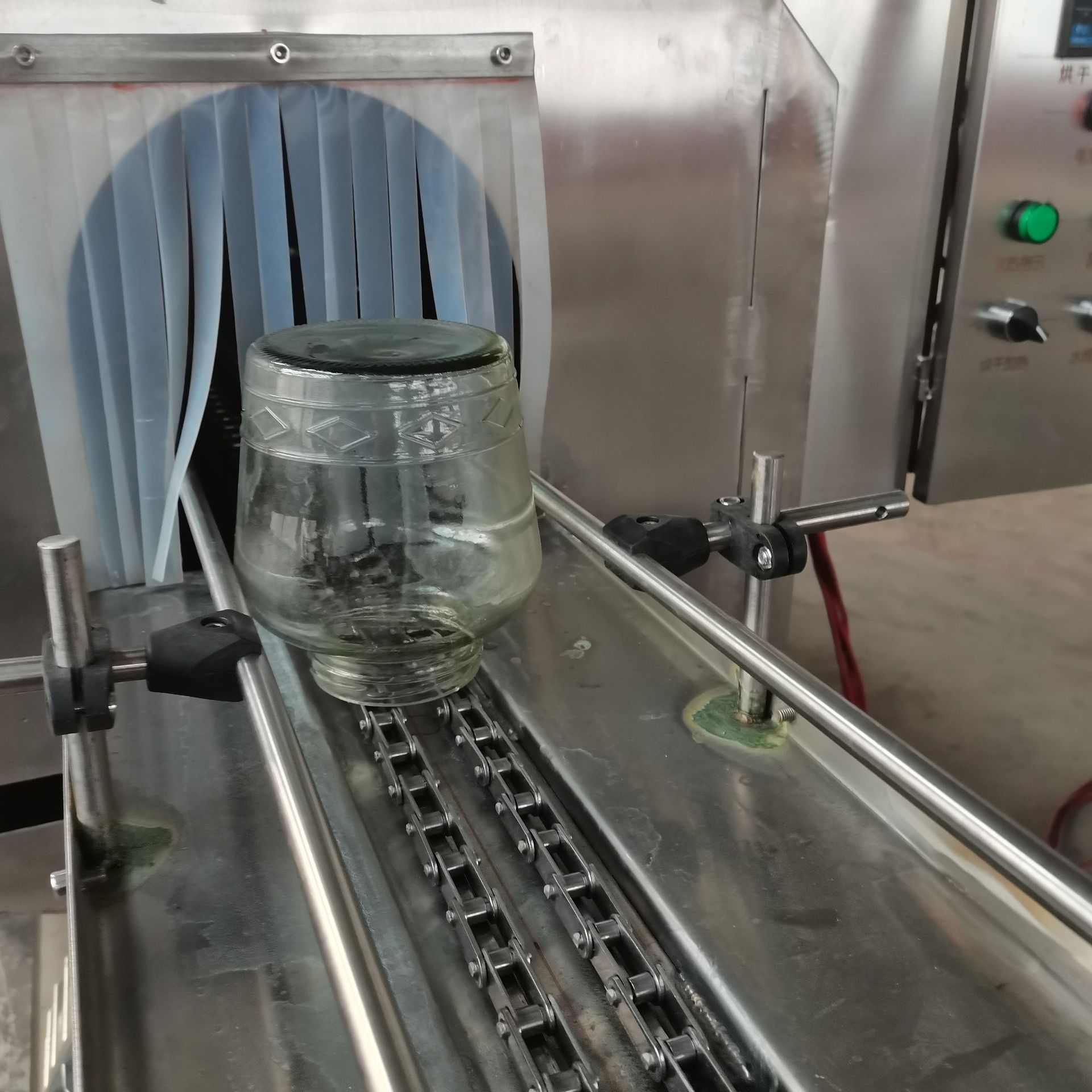 牛肉酱瓶清洗机 豆豉鱼带鱼罐头瓶洗瓶机 塑料瓶清洗烘干一体机