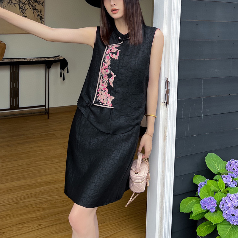 重工刺绣龟裂纹桑蚕丝香云纱马甲 无袖坎肩连衣裙-阿里巴巴