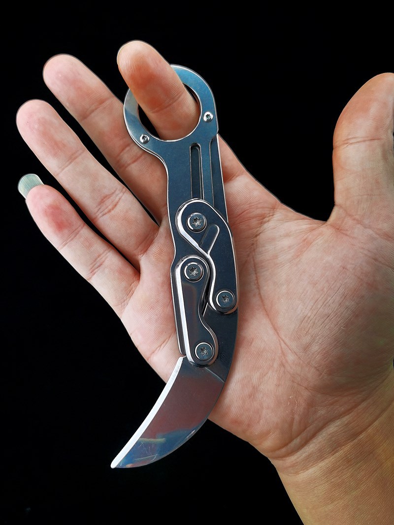 机械爪子刀鹰爪刀户外战术小刀随身折叠刀便携水果刀具防身冷兵器