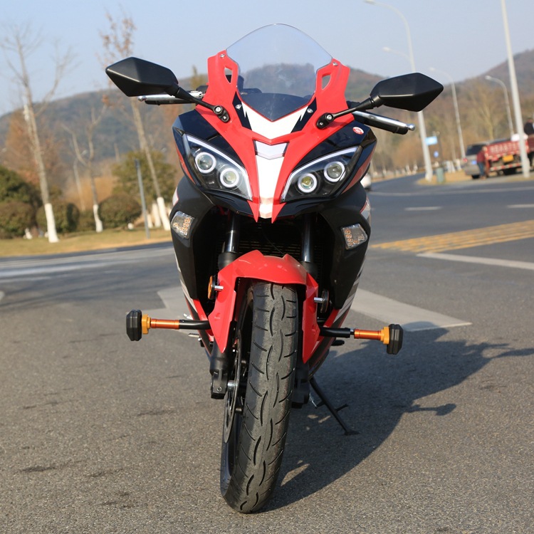 厂家直供大牛摩托车400cc国四电喷赛车重型酷车燃油摩托车跑车