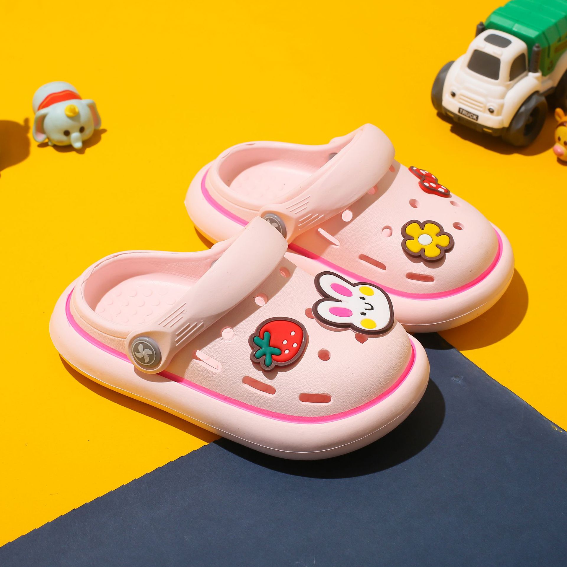 Children's Shoes Non-Slip Eva Hole Shoes Kid's Cartoon Baby Sandals Children's 1-3 Years Old Children's Shoes Toddler Shoes Wholesale