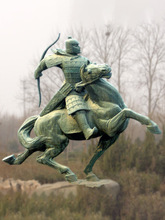 大型铸铜胡服骑射马人物雕塑户外园林景观草原玻璃钢塑像摆件