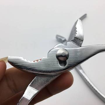 出口款鲤鱼钳水管子钳鱼尾鱼口钳大力钳8寸光柄钢丝老虎钳核桃钳