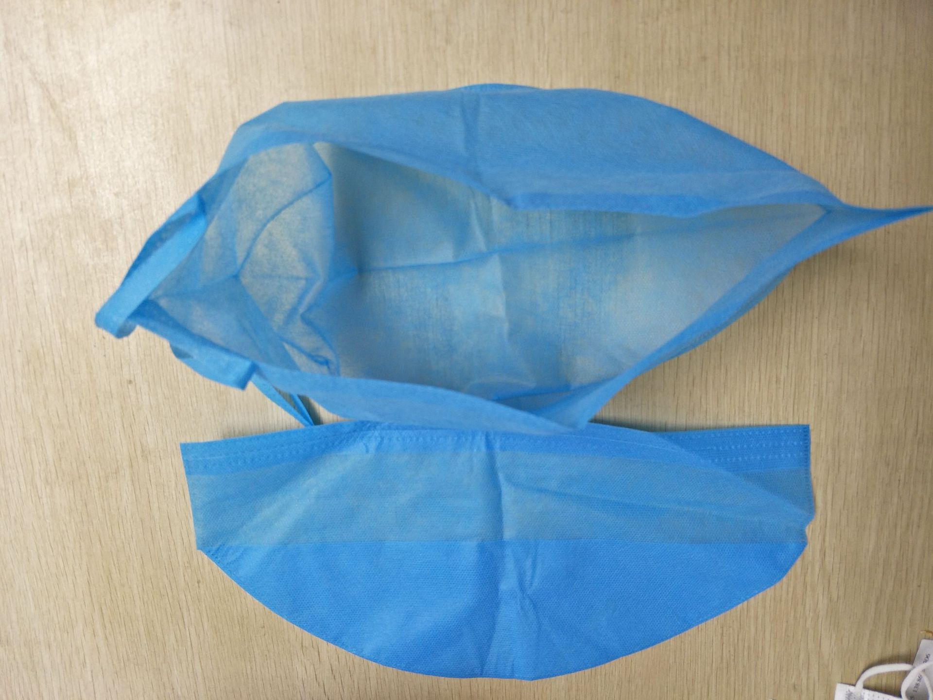 一次性无纺布圆顶医生帽护士帽橡筋绑带pp sms帽厂家供应有现货