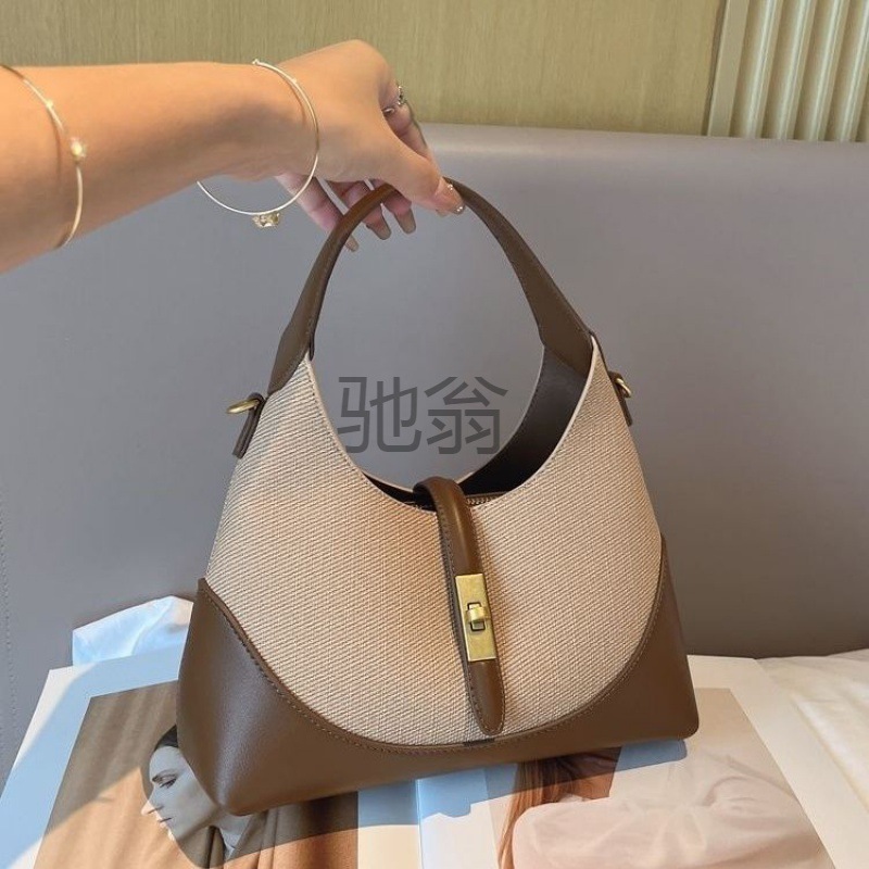 czd包包女时尚水饺包休闲腋下网红百搭高级新款防水单肩斜挎女士