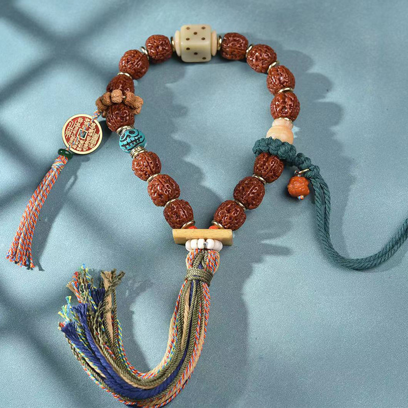 金刚菩提子手持天然玉化包浆五瓣藏式双龙驼骨骰子配饰文玩手串