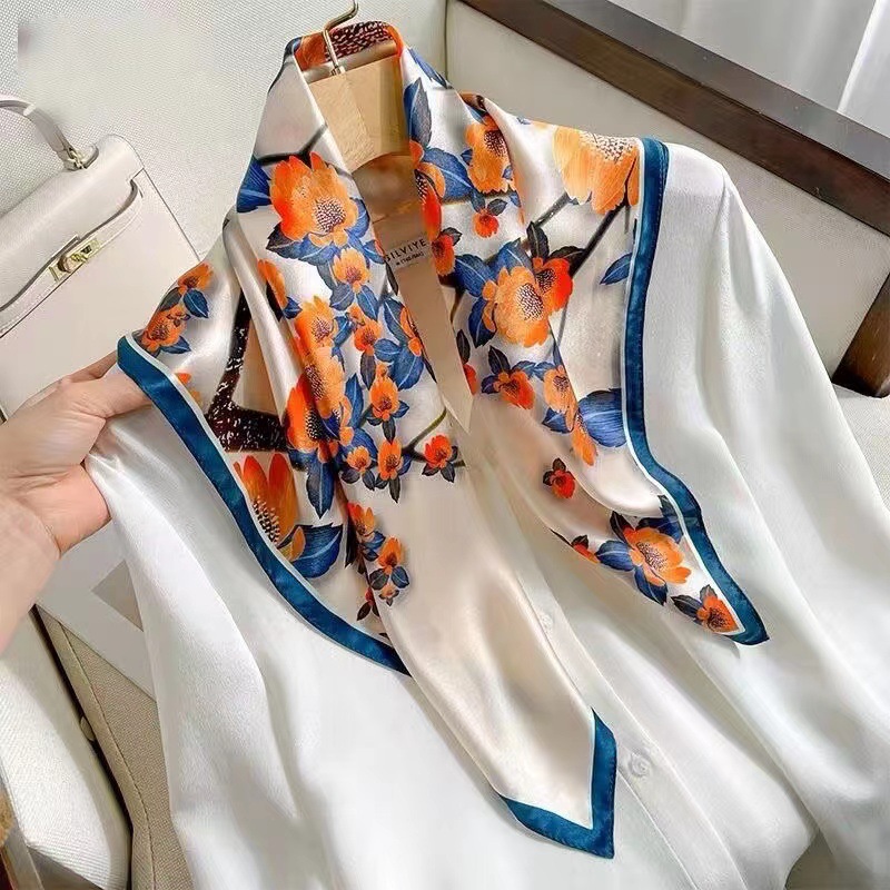 New 70 * 70cm Korean Style Small Square Towel Women's Scarf Spring and Summer Thin Type Sunscreen Scarf Neck Protection Arm Bag Hair Band All-Matching