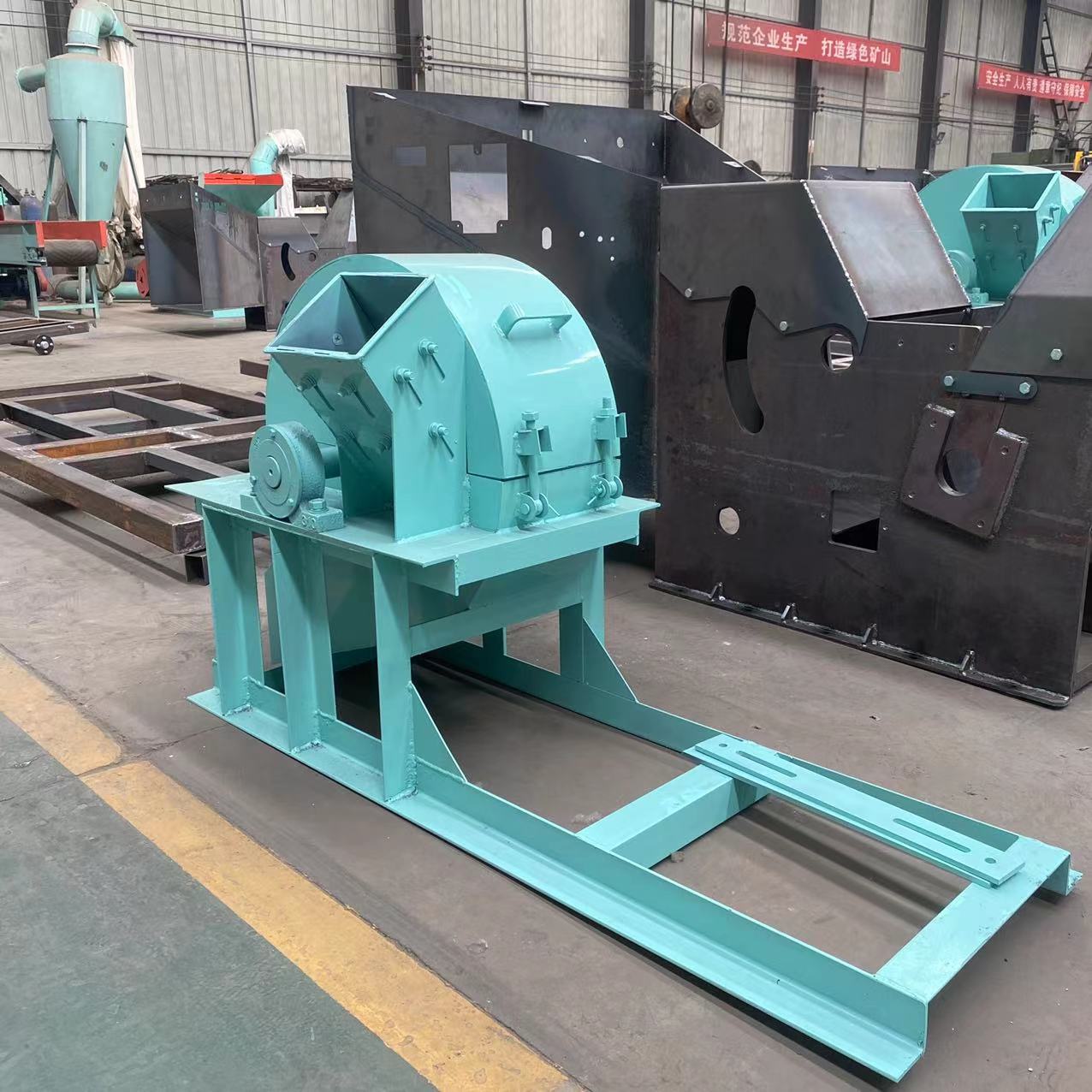 园林树枝粉碎机 圆木杂木树干粉碎机 药材粉碎设备-阿里巴巴