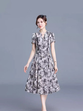 气质优雅印花连衣裙女夏季2024年新款韩版系带修身中长款短袖裙子