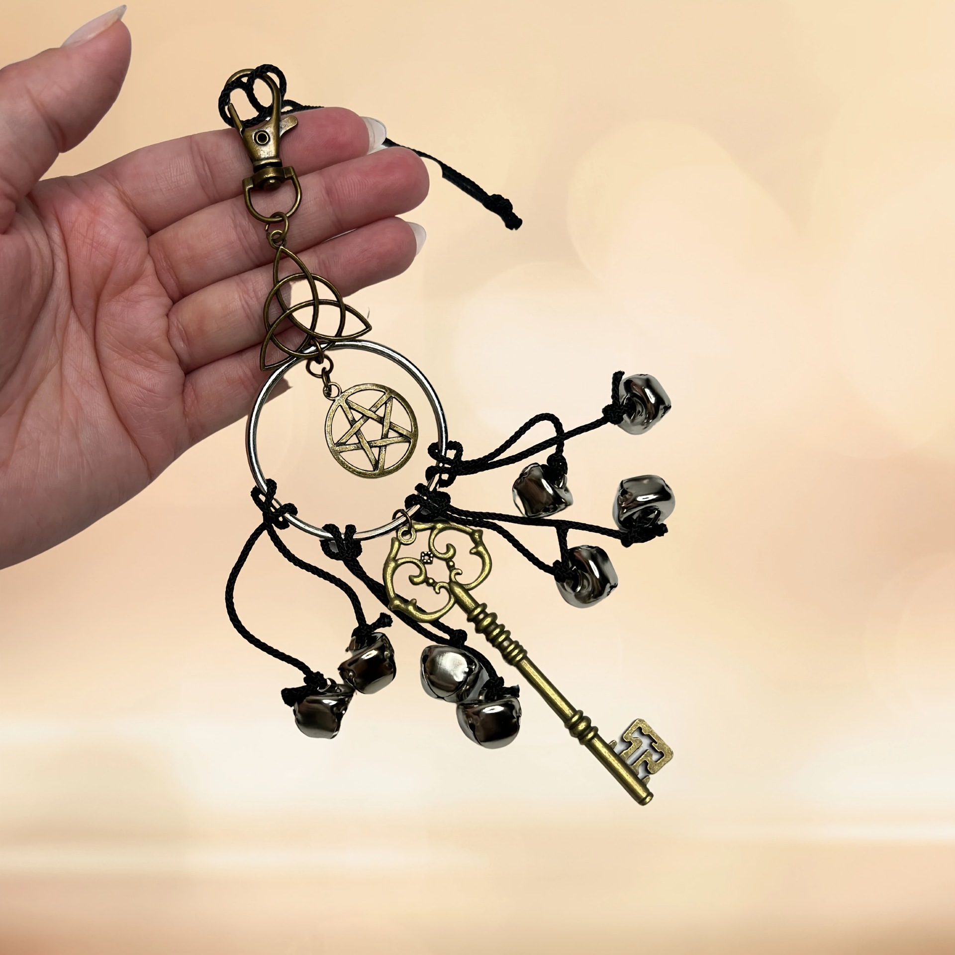 女巫风铃铛保护门把手挂钩威卡风铃巫婆祈福悬挂装饰风铃家居装饰-阿