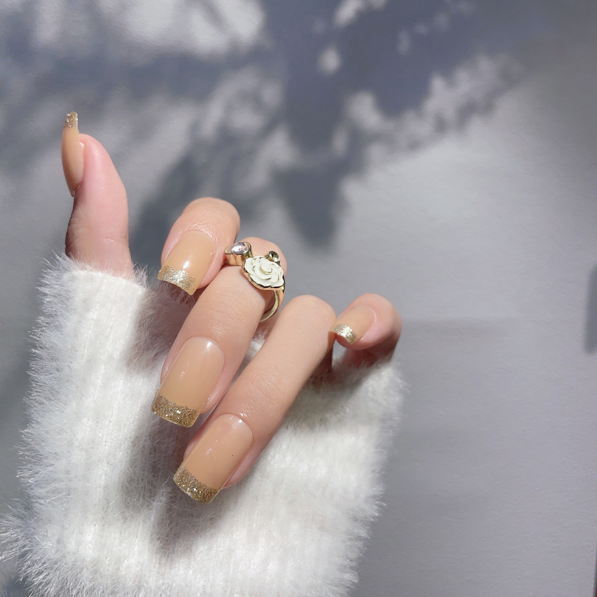 新款穿戴甲欧美跨境热销金色闪粉镶边裸色简约气质假指甲美甲成品