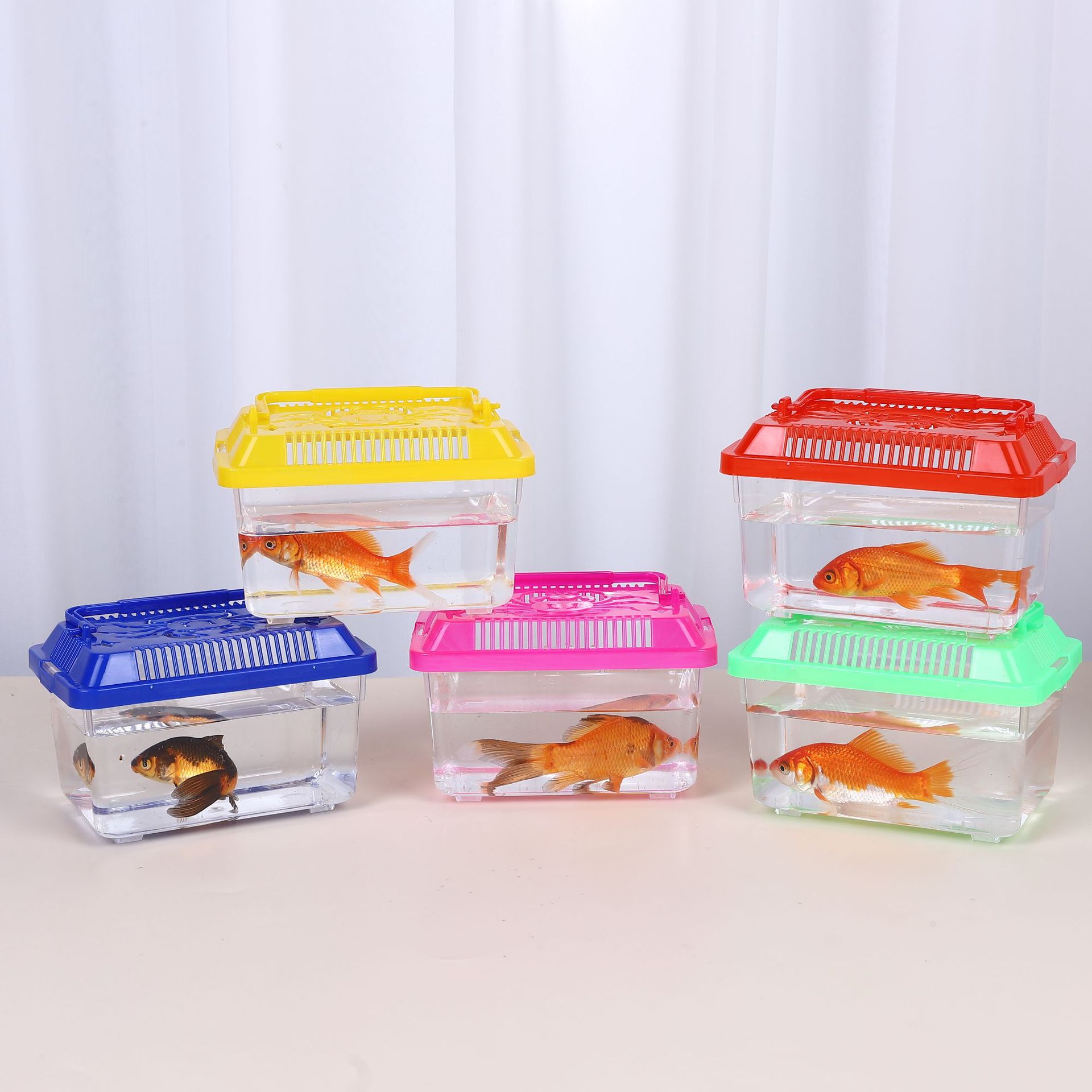 Factory Wholesale Large and Medium Size Small Size Portable Plastic Fish Tank Pet Transport Box Stall Transparent Turtle Box Turtle Jar Fish Box