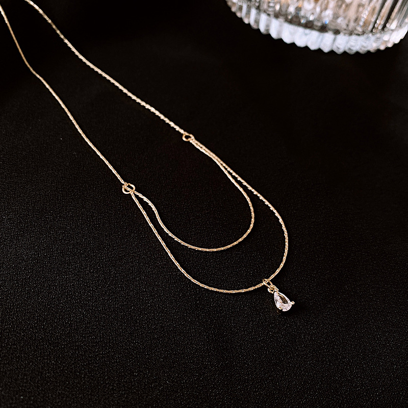 Light Luxury and Simplicity Water Drop Zircon Necklace Fashion High Sense Clavicle Chain Refined Grace Commuter's All-Matching Necklace Wholesale