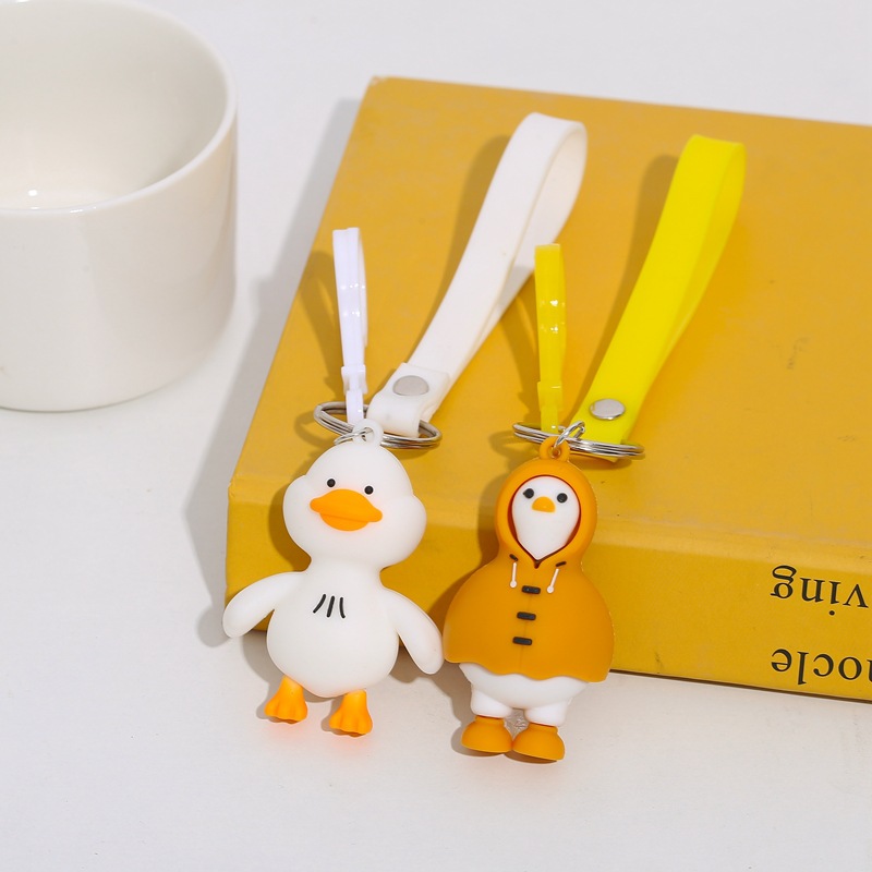 Cartoon Raincoat Duck Keychain Cute Duck Key Pendants Creative Couple Car Key Chain Small Gift Wholesale