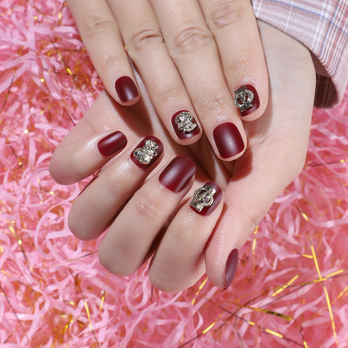 精致通透显白磨砂酒红新年款假指甲贴片穿戴甲成品甲片美甲贴片