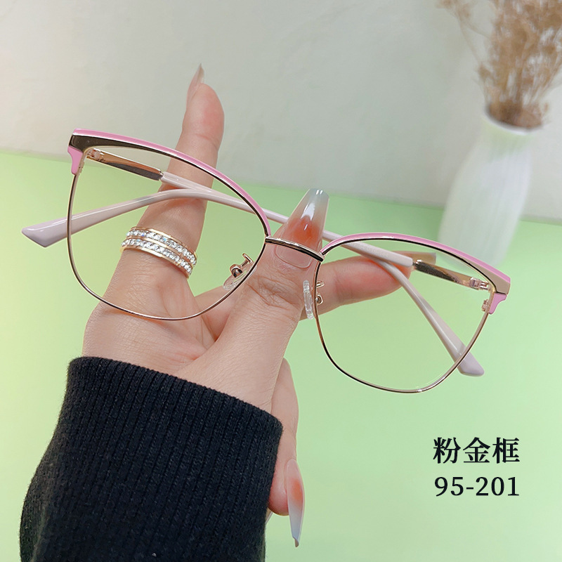 2023 New Glasses European and American Retro Metal Spectacle Frame Fashion Cat Eye Plain Glasses for Men and Women