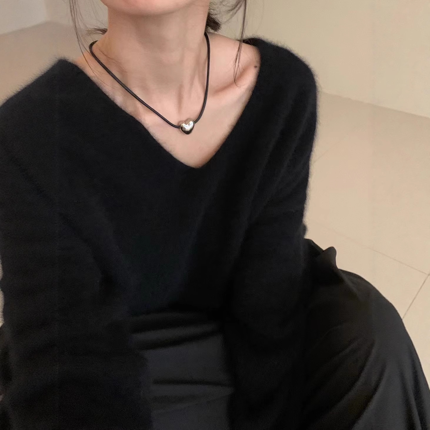 羊绒毛衣女秋季高级感慵懒锋打底针织衫V领羊毛上衣潮