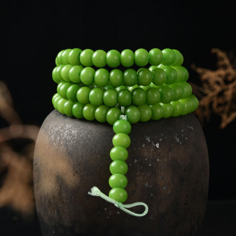 厂家供应青玉菩提根草木绿苹果桶珠染色绿菩提根佛珠手链手串批发