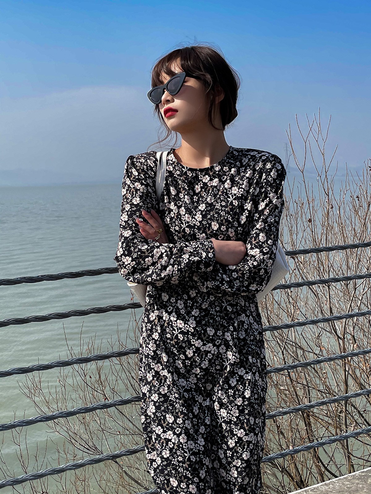 莉之绮复古花朵连衣裙女法式收腰显瘦中长款泡泡袖碎花裙子110288