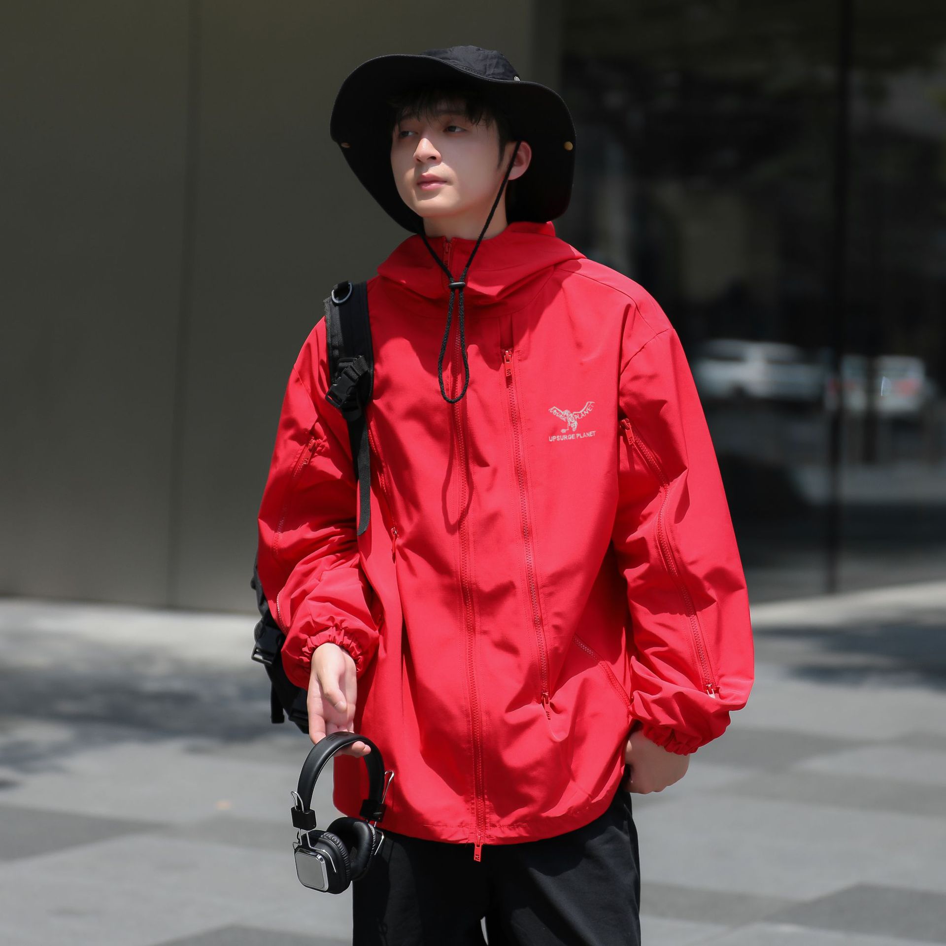 机能风拉链连帽红色冲锋衣男女同款户外夹克宽松休闲纯色外套男潮