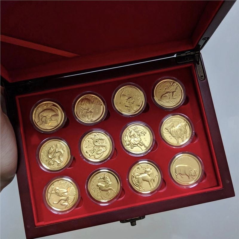 1克金币黄金十二生肖木盒摆件银行企业活动随手-阿里巴巴