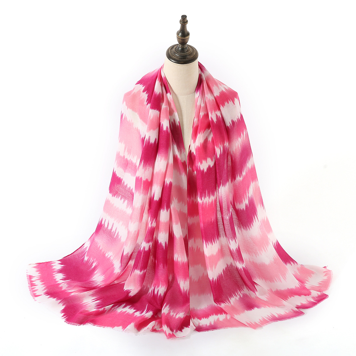 One-Piece Delivery New Export European and American Fashion Printed Cotton and Linen Scarf Women's Shawl Factory Wholesale