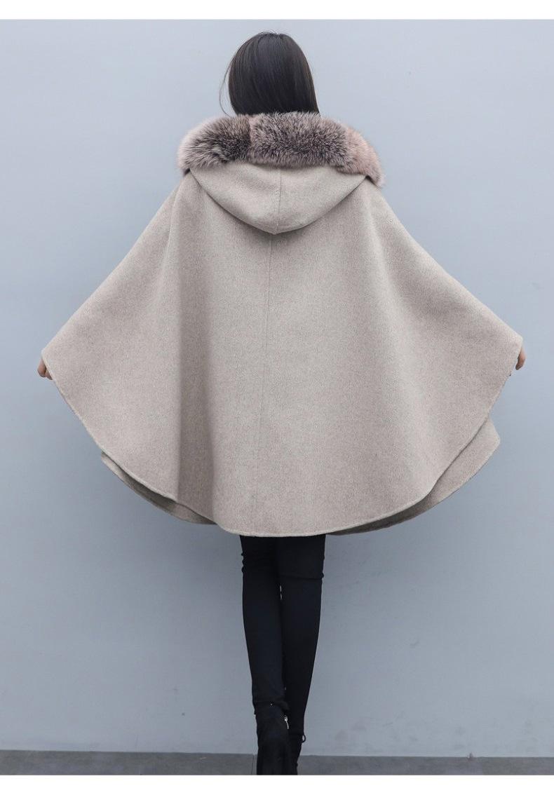 女斗篷外套秋冬季新款2021韩版宽松毛领披肩小个子时尚毛呢披风潮